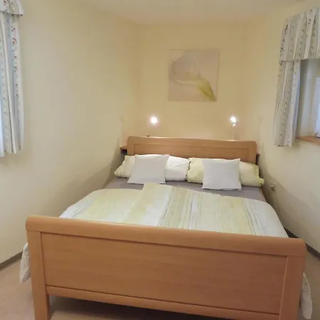 Steinhaus Apartment *
